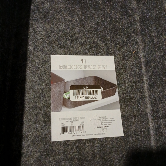 Target Brand Storage  Containers 4 felt, 4 plastic - Picture 3 of 10